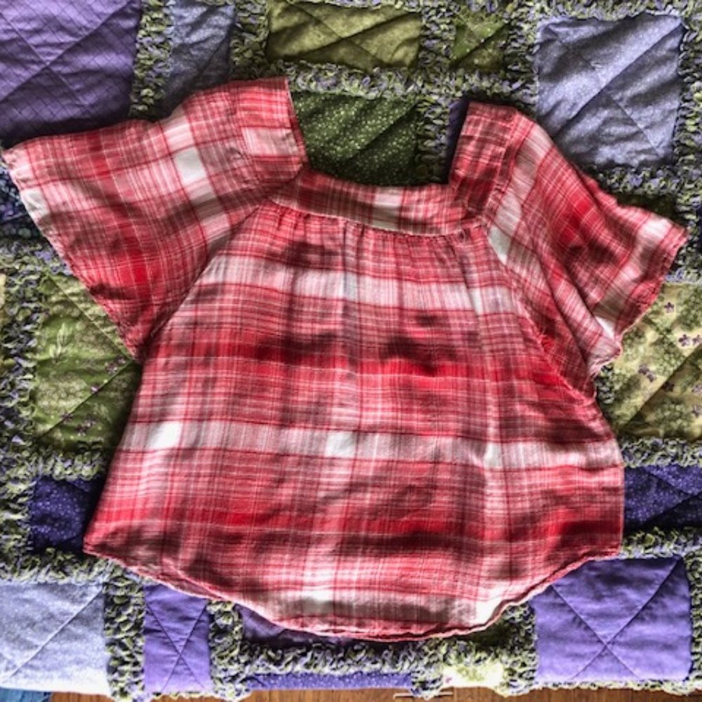 Red & White Short Sleeve Top - Medium